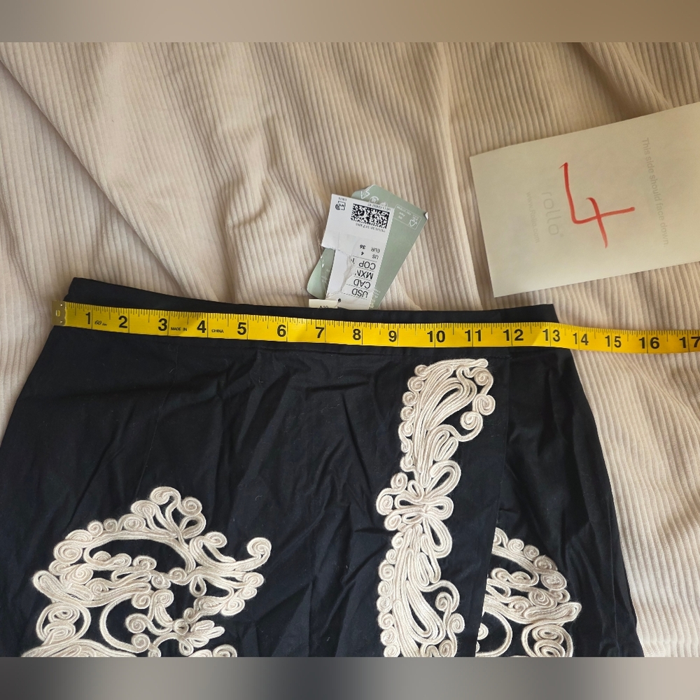 H&M Appliqued A-line Wrap Skirt black Embellishment ecru cotton BNWT - Picture 6 of 16